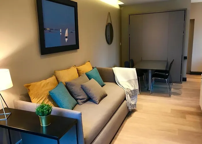Le Rocher Du Sillon & Le Petit Sillon